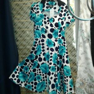 Women's size 18 Hearts & Roses London size 18